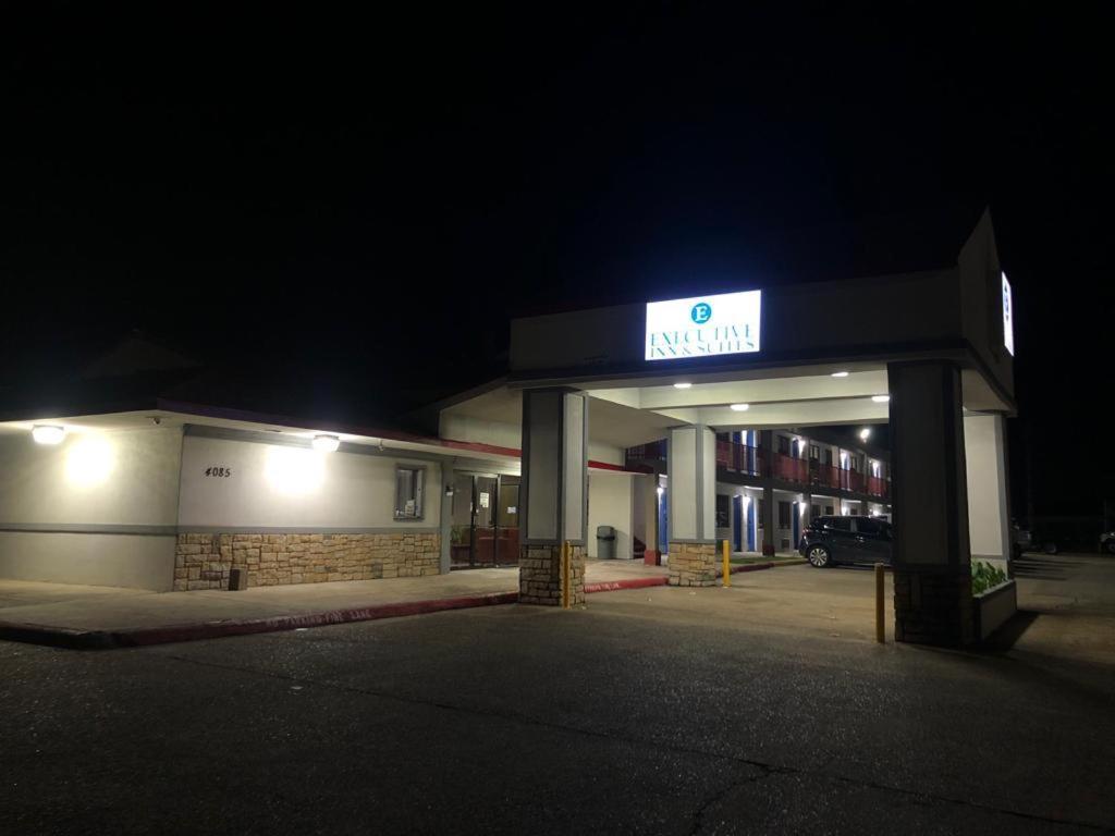 Executive Inn & Suites 보몬트 외부 사진